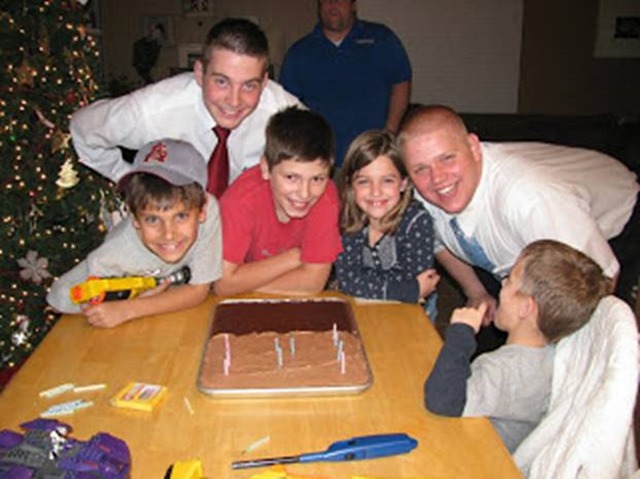 3rd-Birthday-Ideas-call-in-manpower