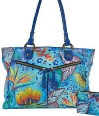 The handbag That is Hand-Painted