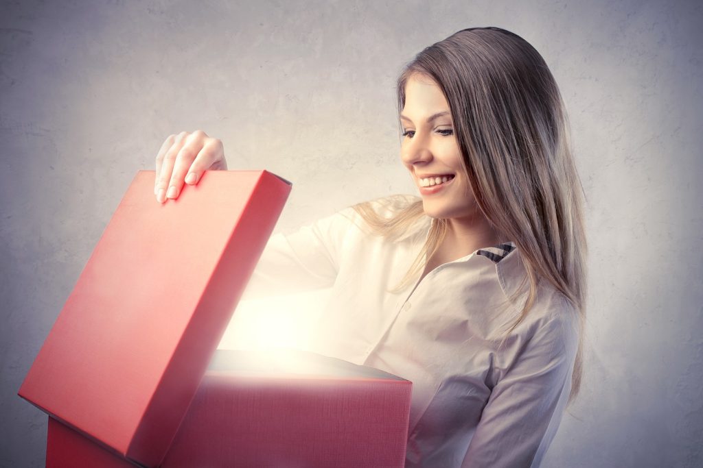 What to Get For Your Sister on her Birthday in 2025 - Birthday Inspire