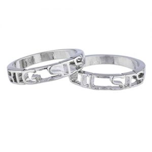 gifts-for-sister-The Sis Ring