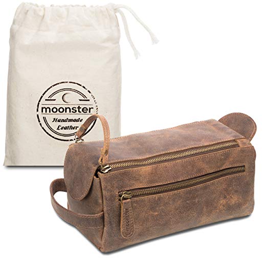 Leather toiletry bag for men - Gift Ideas For Parents