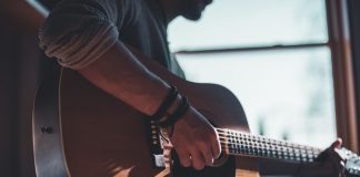 gifts for guitar lovers